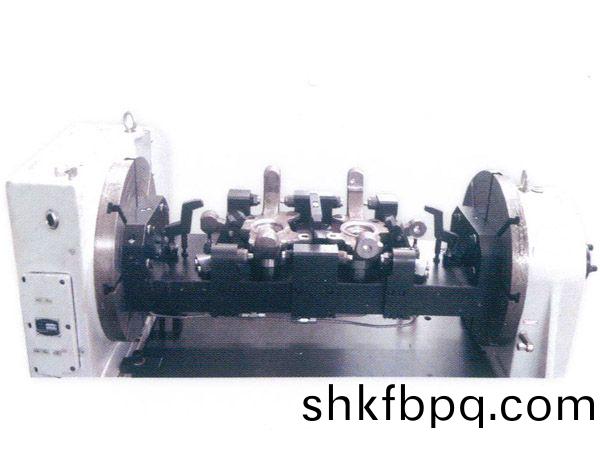 轉曏節四(si)軸液壓裌具